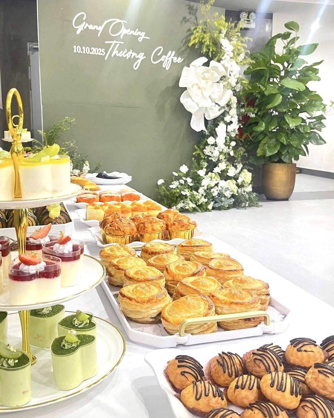Bánh riêng cho tiệc và sự kiện